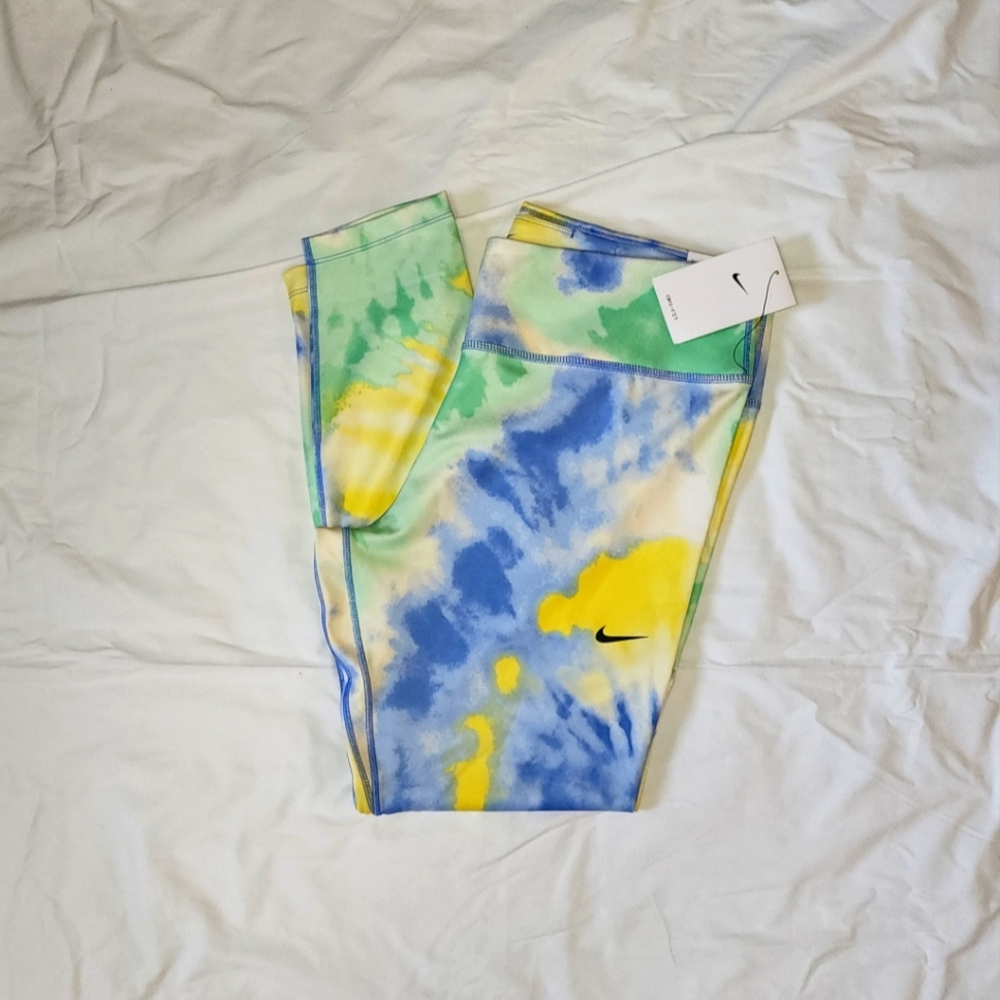 Nike leggings